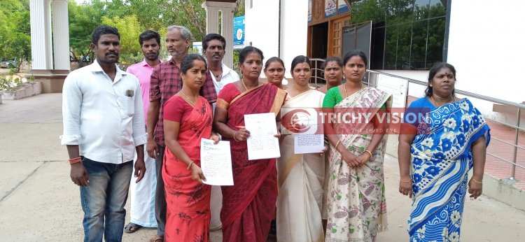 திருச்சியில் ஊராட்சி உறுப்பினர்கள் 11 பேர் மாவட்ட ஆட்சியரிடம் ராஜினாமா கடிதம்