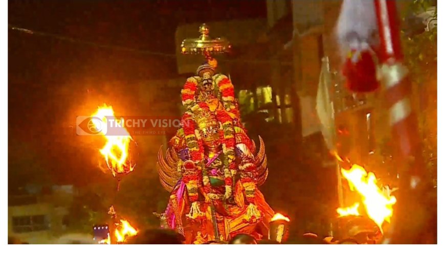 விருப்பன் திருநாள்  நம்பெருமாள் தங்க கருட சேவை