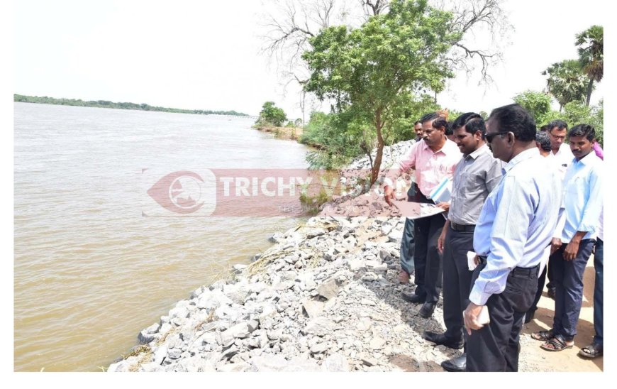 ஆற்றுக்கரையில் மண்ணரிப்பு - நீர்வளத்துறை அரசு கூடுதல் தலைமை செயலாளர் மற்றும் கண்காணிப்பு அலுவலர் நேரில் ஆய்வு.