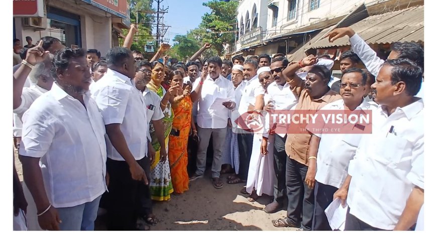 வார்டு புறக்கணிப்பதாக மாநகராட்சியை கண்டித்து கவுன்சிலர் பொதுமக்களுடன் ஆர்ப்பாட்டம்.