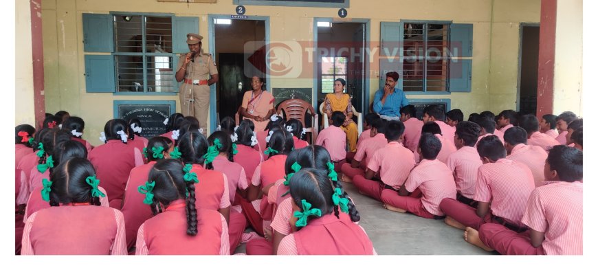 மாணவ மாணவியர்களுக்கு சைபர் குற்றங்கள் பற்றிய விழிப்புணர்வு