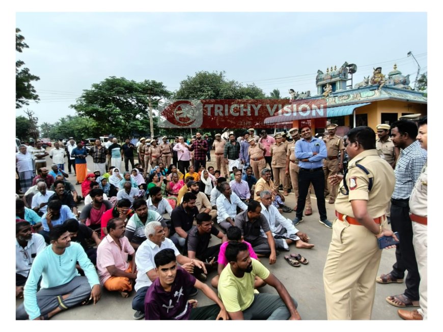 நிலத்தடி வடிகால் திட்டத்தால் சேதமடைந்த சாலைகள் - போராட்டத்தில் ஈடுபட்ட பொதுமக்கள்