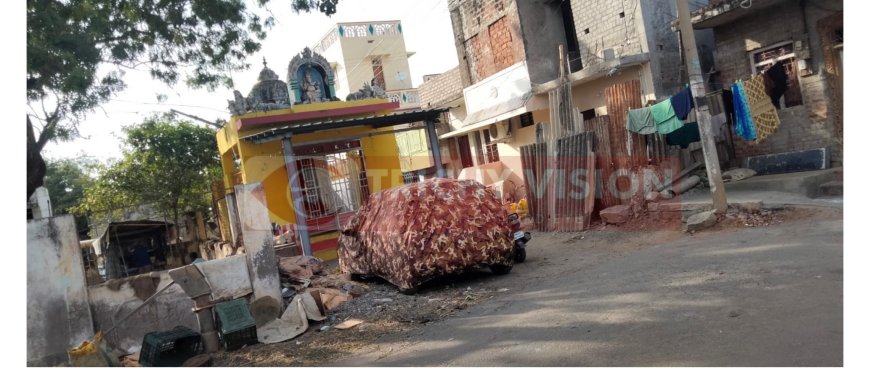 காரை எடுக்க சொன்ன சதீஷ்குமாரை வெட்டிய சாதிக்பாஷா