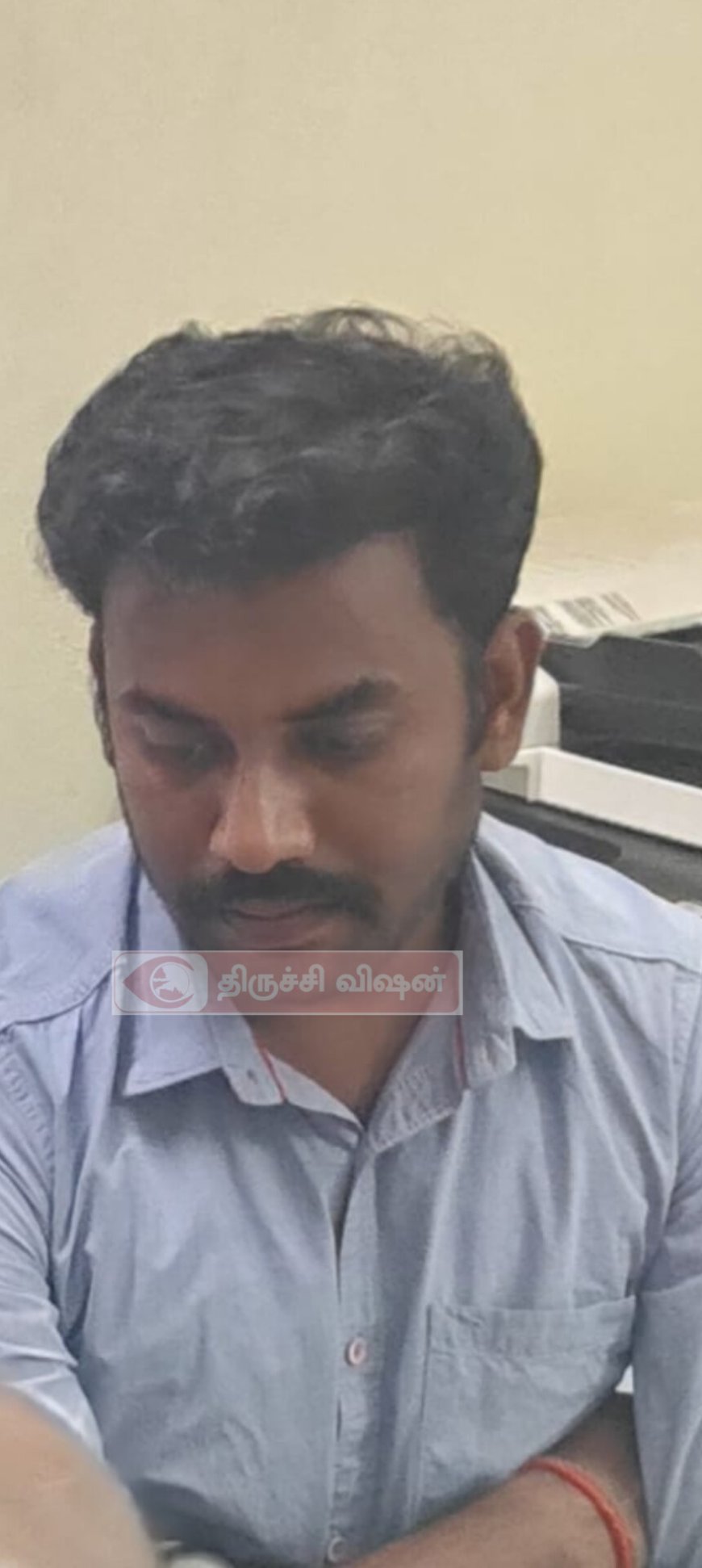 துறையூர் சர்வேயர் ராஜா லஞ்சம் வாங்கிய போது கைது