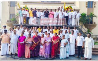 திருச்சியில் பேரறிஞர் அண்ணா 57வது நினைவு நாள்: திமுகவினர் மலர்மாலை அணிவித்து மரியாதை