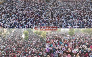 திருச்சியில் ஒரே இடத்தில் ஆயிரக்கணக்கான இஸ்லாமியர்கள் ரமலான் சிறப்பு தொழுகை.