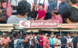 விஜய் போட்டியிடும் கிழக்கு தொகுதிக்குட்பட்ட பகுதிகளில்  முதல்வர்  திடீர் நடைபயணம் – வாக்கு சேகரிப்பு