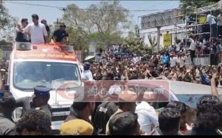 திருச்சி காவலர் மீது மோதிய ஆதவ் அர்ஜுனாவின் வாகனம் -கால் முறிவு ஏற்பட்டு மருத்துவமனையில் காவலர் அனுமதி