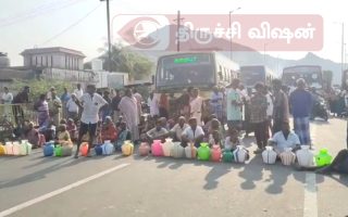 காலி குடங்களுடன் பொதுமக்கள் சாலை மறியல்