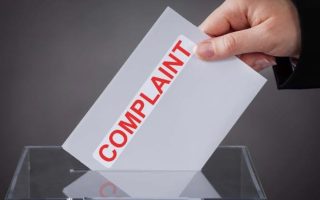 நாளை ஊதியத்துடன் விடுமுறை இல்லையா? புகார் தெரிவிக்கலாம்