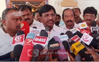 ஸ்ரீரங்கம் ஸ்ரீமத் ஆண்டவன் கல்லூரி 27-வது பட்டமளிப்பு விழா மேகதாதுவில் செங்கல் வைக்க முடியாது, இரு மொழிக் கொள்கையில் உறுதி – அமைச்சர் விஸ்வநாதன்